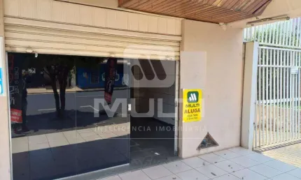 Sala comercial para alugar no Martins, Uberlândia  por R$ 2.100