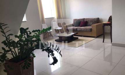 Cobertura com 3 quartos para alugar no Brasil, Uberlândia  por R$ 5.500