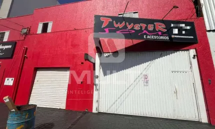 Sala comercial para alugar no Martins, Uberlândia 
