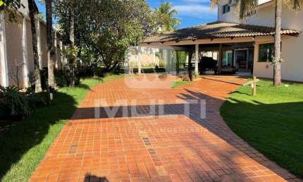 Casa com 4 quartos para alugar no Morada da Colina, Uberlândia  por R$ 12.000