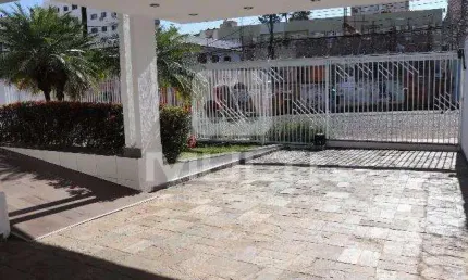 Casa comercial para alugar no Santa Maria, Uberlândia  por R$ 10.500