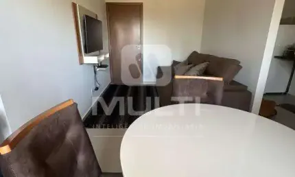Apartamento com 2 quartos para alugar no Morumbi, Uberlândia  por R$ 2.500