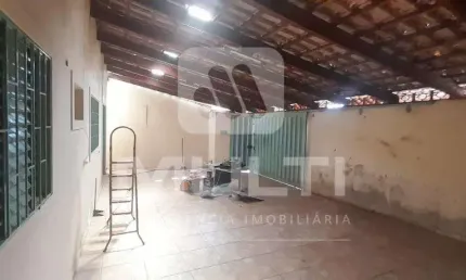 Sala comercial para alugar no Custódio Pereira, Uberlândia  por R$ 700