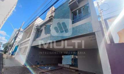 Apartamento com 2 quartos para alugar no Centro, Uberlândia  por R$ 8.600