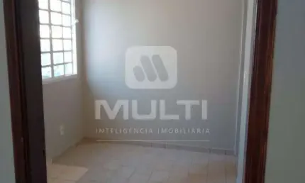 Casa com 2 quartos à venda no tocantins, uberlândia  por r$ 290.000