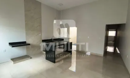 Casa com 2 quartos à venda em Laranjeiras, Uberlândia  por R$ 310.000