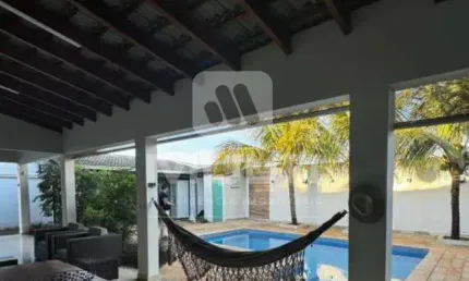 Casa com 3 quartos para alugar na Cidade Jardim, Uberlândia  por R$ 8.500
