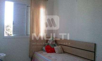 Apartamento com 3 quartos para alugar no Tubalina, Uberlândia  por R$ 3.000