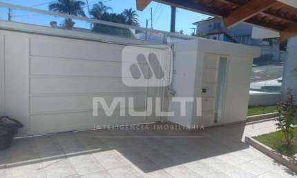 Casa com 4 quartos para alugar no Tabajaras, Uberlândia  por R$ 6.500