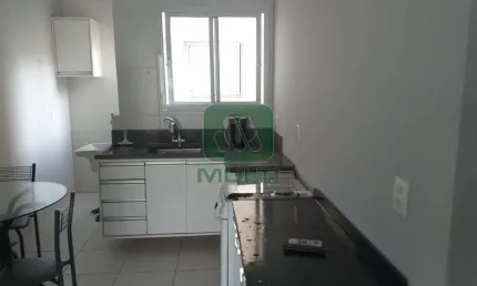 Apartamento com 2 quartos para alugar no Tubalina, Uberlândia  por R$ 1.500