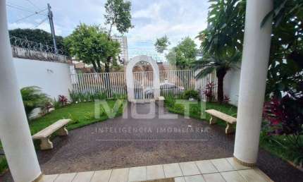 Casa em condomínio fechado com 1 quarto para alugar no Lidice, Uberlândia  por R$ 15.000