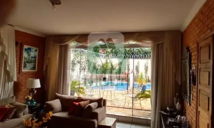 Casa com 3 quartos para alugar no Tabajaras, Uberlândia  por R$ 4.900