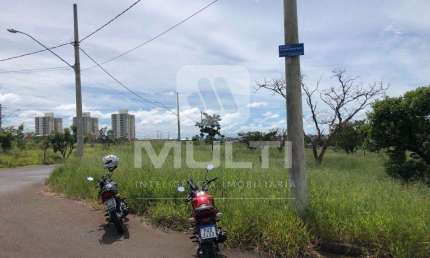 Terreno comercial para alugar no Luizote de Freitas, Uberlândia  por R$ 1.000