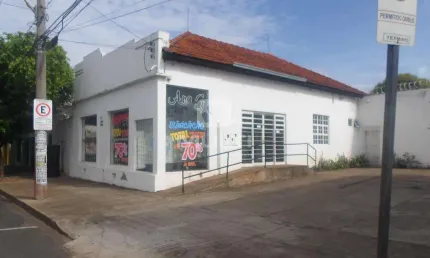 Casa comercial para alugar no Martins, Uberlândia  por R$ 4.000