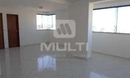 Apartamento com 3 quartos para alugar na Nossa Senhora Aparecida, Uberlândia  por R$ 3.800