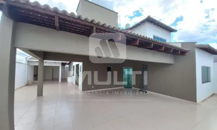 Casa com 4 quartos para alugar no Alto Umuarama, Uberlândia  por R$ 6.500