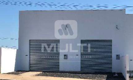 Sala comercial para alugar no Residencial Pequis, Uberlândia  por R$ 2.500