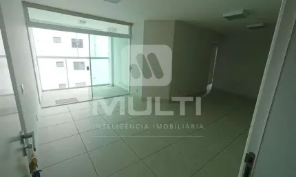 Apartamento com 3 quartos para alugar no tibery, uberlândia  por r$ 3.000