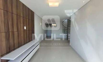 Cobertura com 3 quartos para alugar no Copacabana, Uberlândia  por R$ 6.000