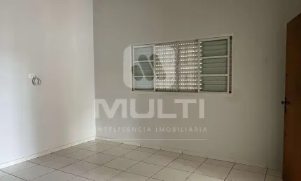 Casa comercial para alugar no Martins, Uberlândia  por R$ 3.000