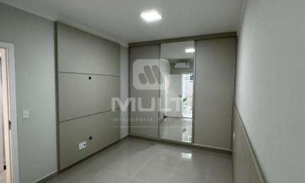 Apartamento com 3 quartos para alugar no Jardim Botânico, Uberlândia  por R$ 5.000