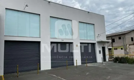 Sala comercial para alugar no Tibery, Uberlândia  por R$ 8.000