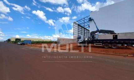 Barracão / Galpão / Depósito para alugar no Loteamento Centro Empresarial Leste III, Uberlândia  por R$ 60.000