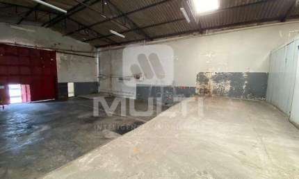 Barracão / Galpão / Depósito para alugar no Tibery, Uberlândia  por R$ 8.000
