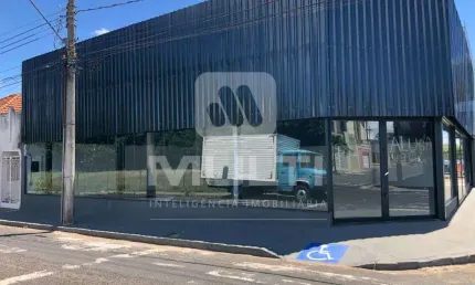Barracão / Galpão / Depósito para alugar na Nossa Senhora Aparecida, Uberlândia  por R$ 8.000