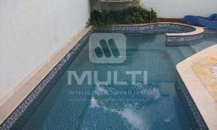 Casa em condomínio fechado com 3 quartos à venda no Santa Mônica, Uberlândia  por R$ 1.900.000