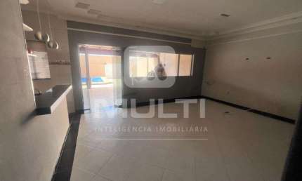 Casa com 3 quartos à venda no Alto Umuarama, Uberlândia  por R$ 800.000