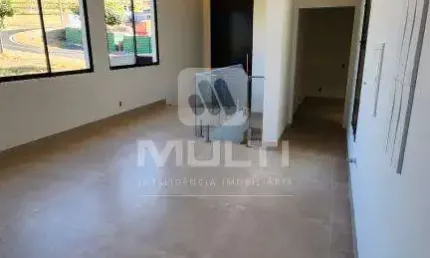 Casa em condomínio fechado com 3 quartos à venda no Terras Alpha Uberlândia, Uberlândia  por R$ 1.750.000