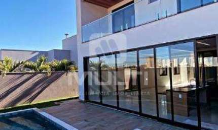Casa em condomínio fechado com 4 quartos à venda no Alphaville, Uberlândia  por R$ 4.356.000