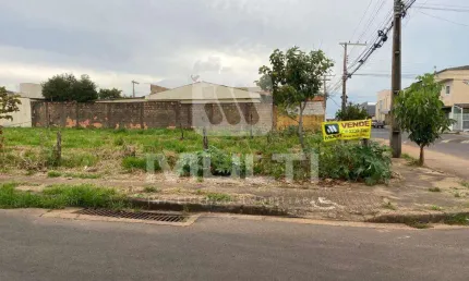 Terreno comercial à venda no Shopping Park, Uberlândia  por R$ 250.000
