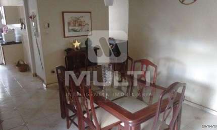 Casa comercial à venda no Centro, Uberlândia  por R$ 683.000