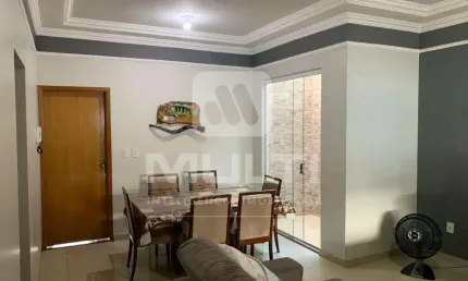 Casa com 3 quartos à venda no santa rosa, uberlândia  por r$ 650.000