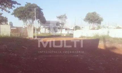 Terreno comercial à venda no Tibery, Uberlândia  por R$ 520.000