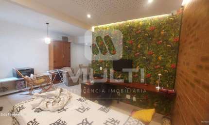 Casa em condomínio fechado com 3 quartos à venda no Tubalina, Uberlândia  por R$ 700.000