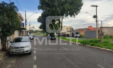 Terreno comercial à venda no presidente roosevelt, uberlândia  por r$ 1.200.000