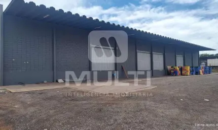 Barracão / Galpão / Depósito à venda no Residencial Gramado, Uberlândia  por R$ 5.100.000