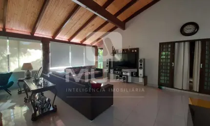 Chácara / sítio com 6 quartos à venda no Chácaras Eldorado, Uberlândia  por R$ 2.150.000
