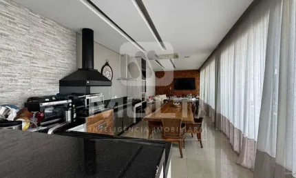 Casa com 3 quartos à venda no Gávea, Uberlândia  por R$ 1.890.000