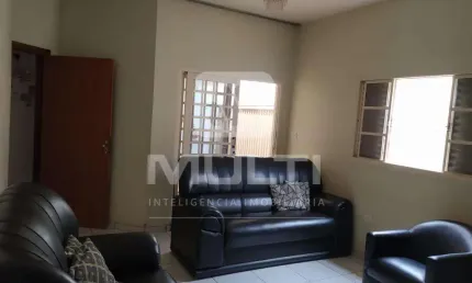 Casa com 3 quartos à venda no Jardim Patrícia, Uberlândia 