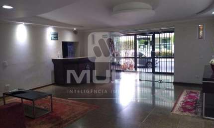 Apartamento com 4 quartos à venda no Centro, Uberlândia  por R$ 1.150.000