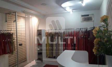 Casa comercial à venda no Martins, Uberlândia  por R$ 560.000