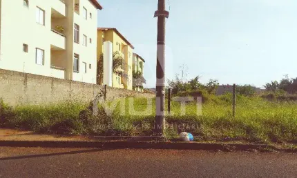 Chácara / sítio com 1 quarto à venda no Chácaras Tubalina e Quartel, Uberlândia  por R$ 950.000