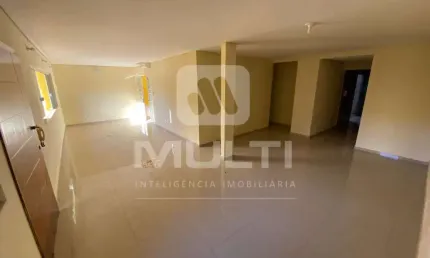 Casa com 3 quartos à venda no itapema sul, uberlândia  por r$ 750.000