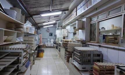 Ponto comercial à venda no Tubalina, Uberlândia  por R$ 600.000