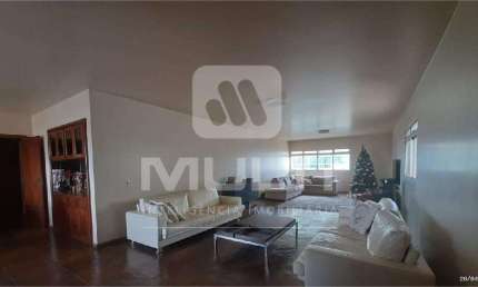 Apartamento com 4 quartos à venda no Centro, Uberlândia  por R$ 1.000.000
