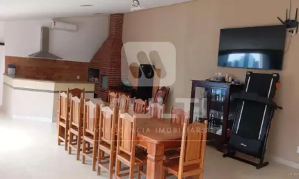 Casa com 4 quartos à venda no Osvaldo Rezende, Uberlândia 